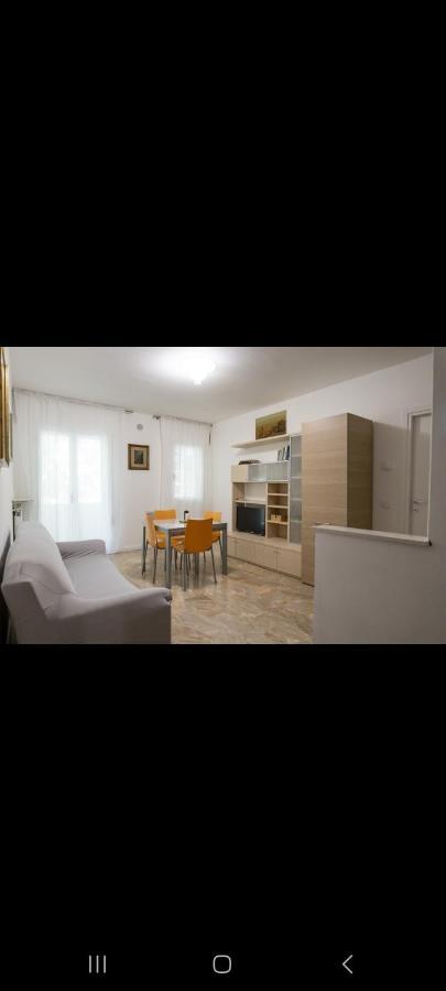 Apartment Angy มิรา ภายนอก รูปภาพ